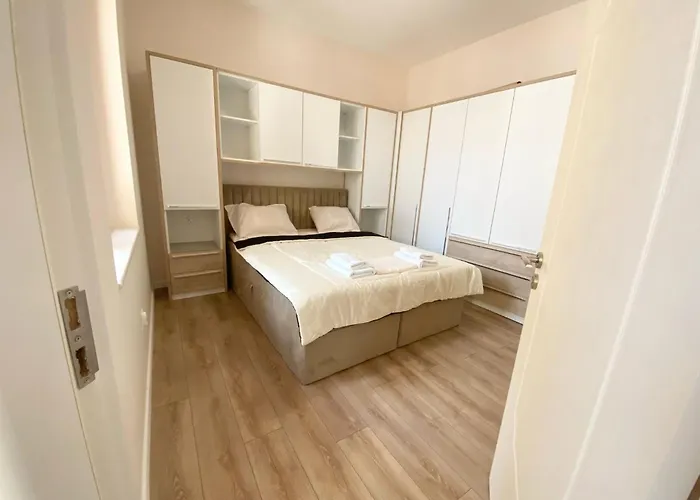 New Yorker 2 Bedroom * 瓦爾納