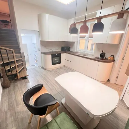 アパート New Yorker 2 Bedroom